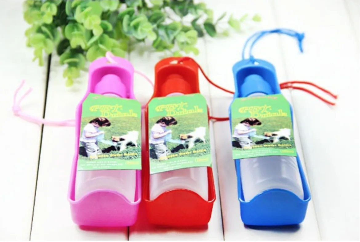 Outdoor Portable Pet Dog Water Bottles Foldable Tank Drinking Design Travelling